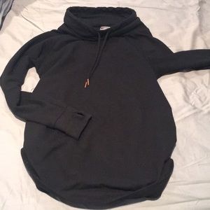 Maternity medium black sweatshirt.